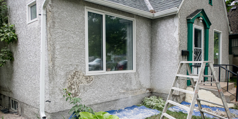 3 Signs Your Home Needs Stucco Maintenance